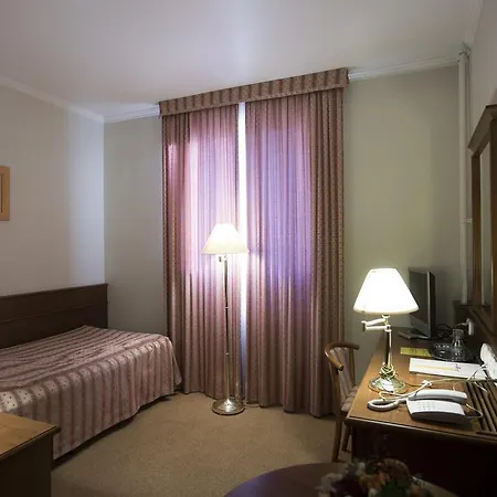 Arany Barany מלון 3*